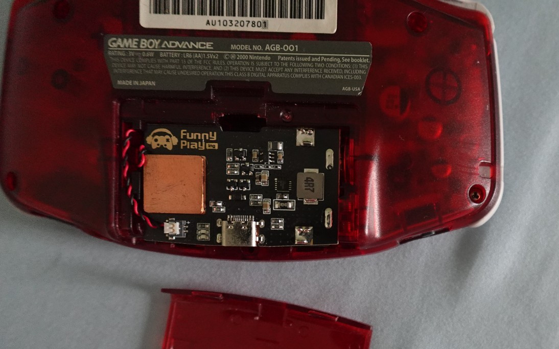 Gameboy Advance (GBA) – red – USB-C Charging Mod – IPS Screen tested works