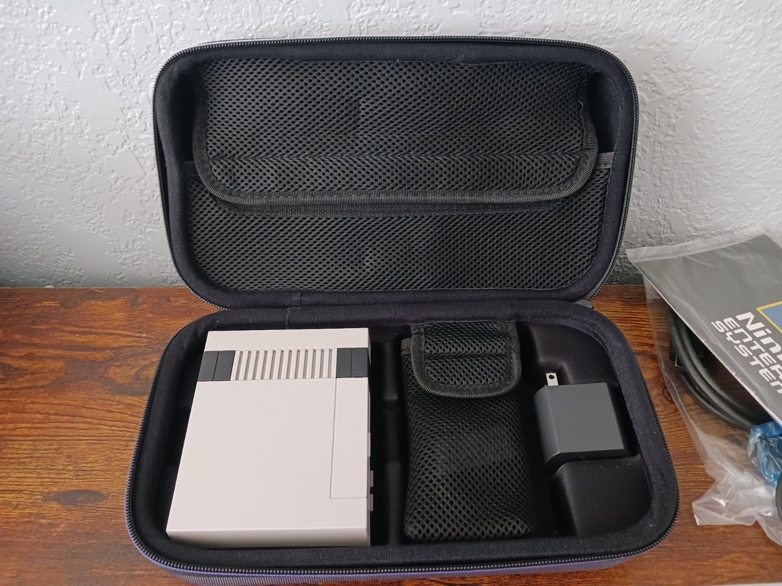 Nintendo NES Classic Edition Mini Console Bundle 30 Games Controller Case OEM