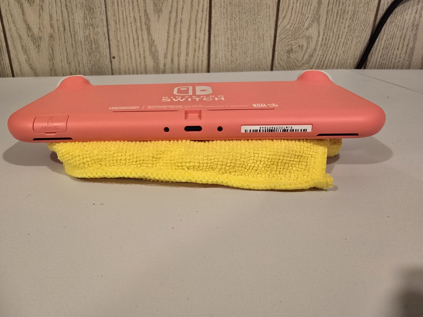 Nintendo Switch Lite 32GB Handheld Console Works Perfect. 128G SD Card & Case