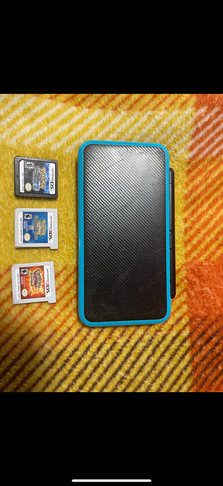Nintendo 2DS XL Console – Black/Turquoise