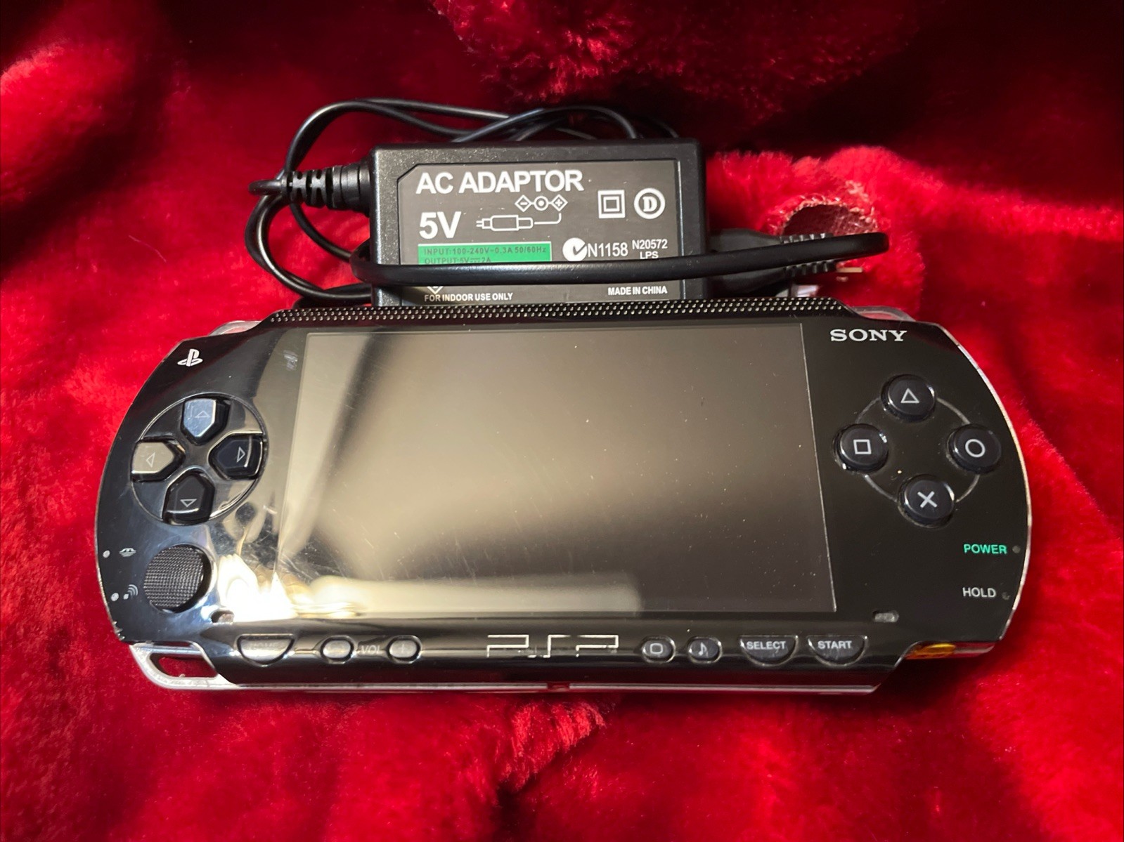 Sony PSP-1001 Black Handheld System NTSC-U/C UMD Compatible AC Adapter + UMD