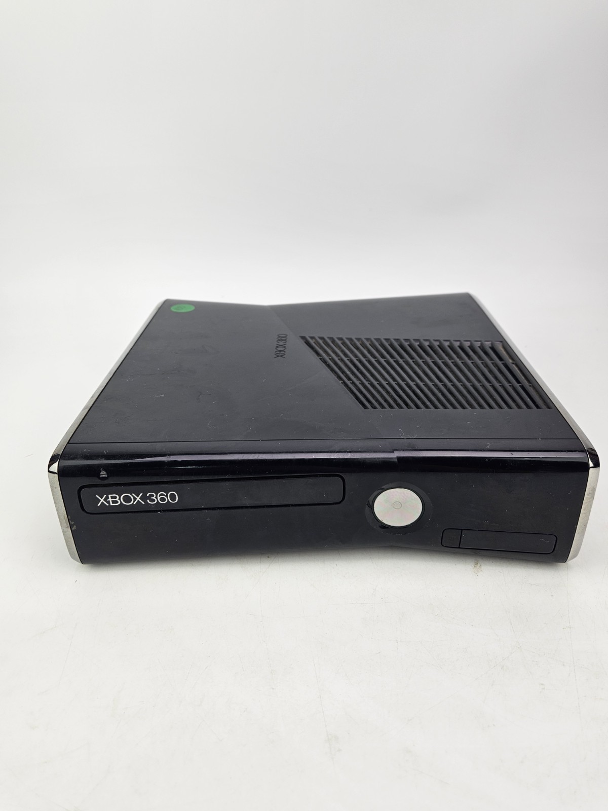 Microsoft Xbox 360 S 250GB Console Gaming System Only Gloss Black 1439
