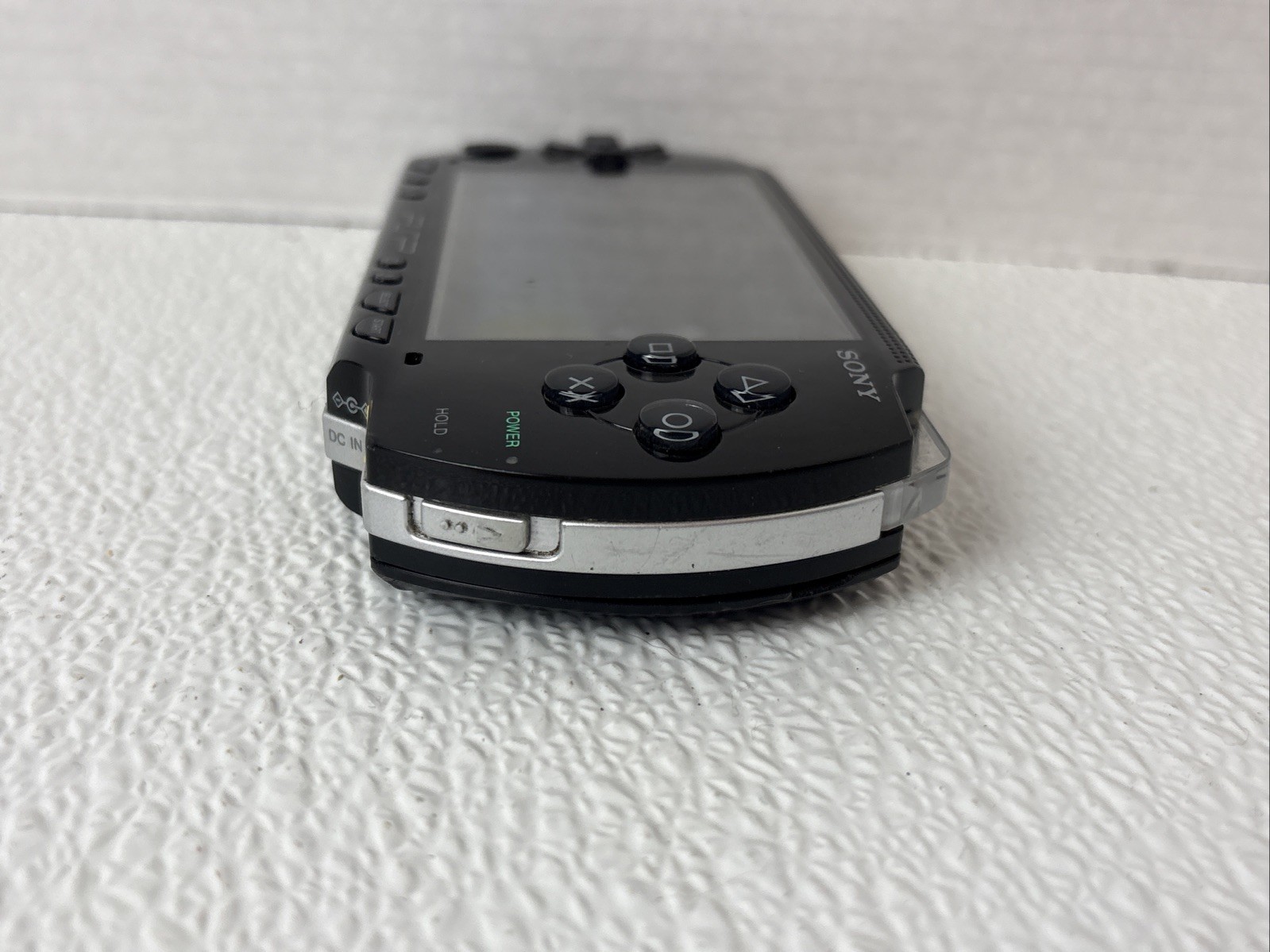 Sony PSP Console (PSP1001) w 32MB Stick Battery & OEM Charger Tested