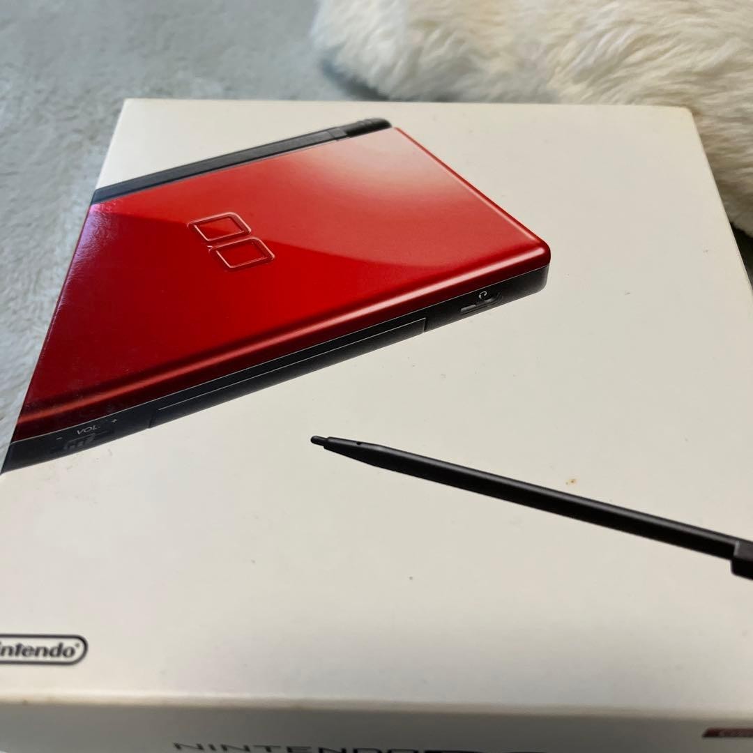 NEW DS Lite Crimson Black Red Japan Console Rare New！