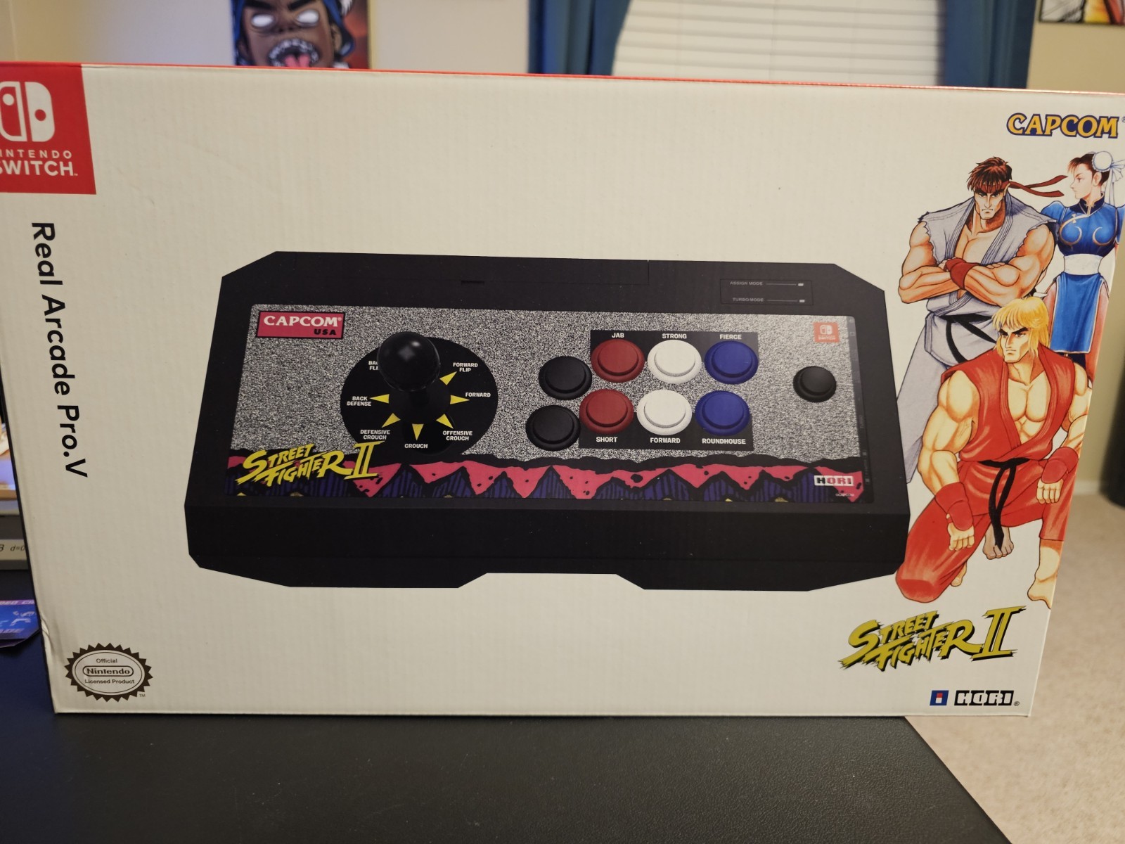 HORI Street Fighter II – Nintendo Switch Real Arcade Pro.V Stick Controller