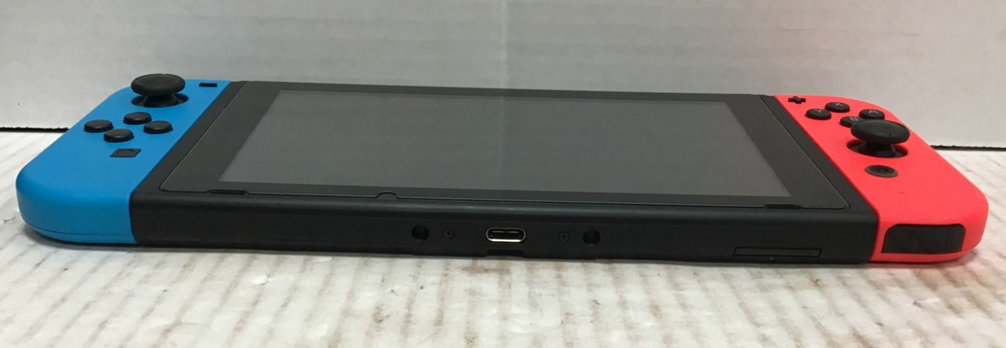 (MA3) Nintendo Switch Handheld Gaming Console HAC-001