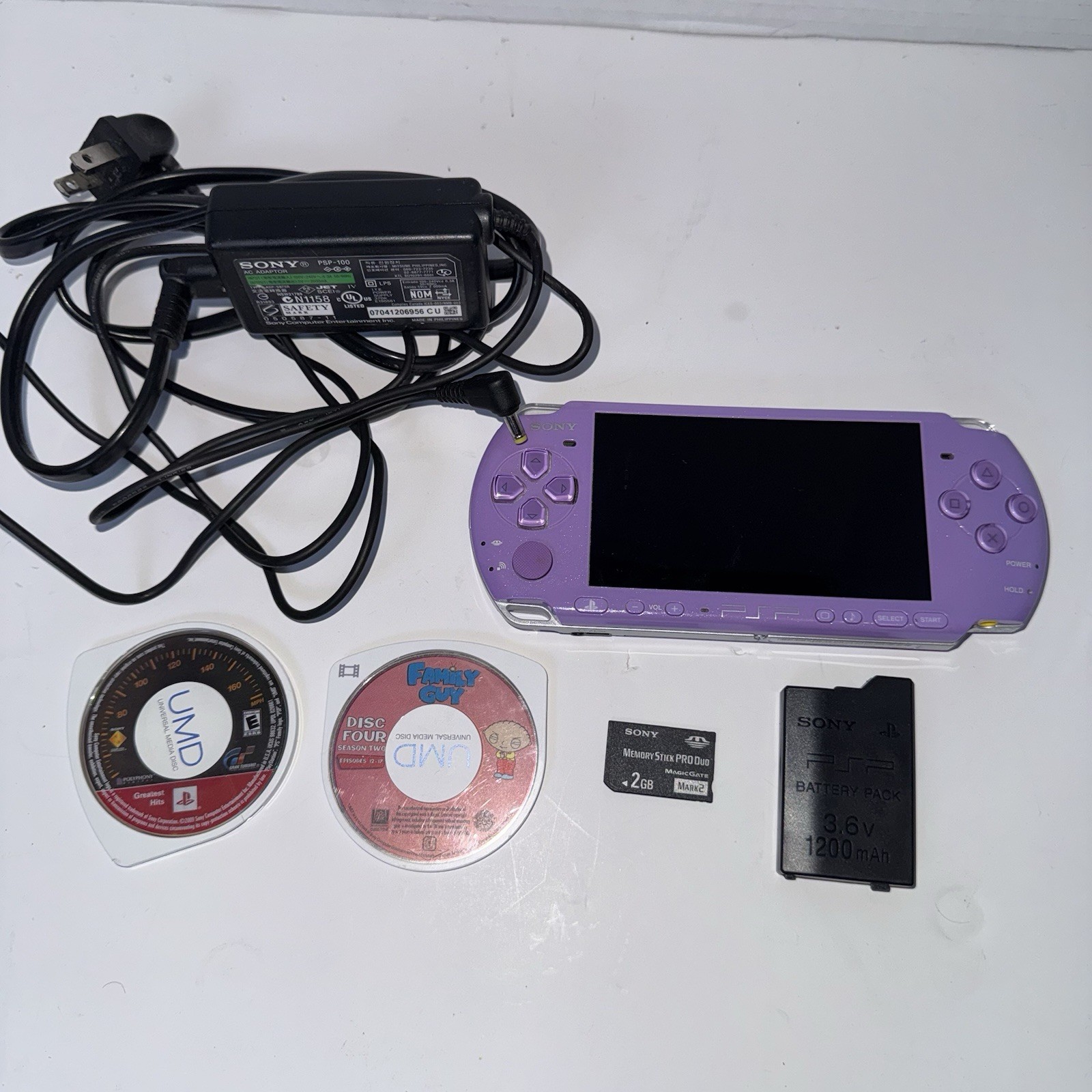 Sony PSP-3000 Hannah Montana Limited Pack – Lilac -purple 1 Game 1 Movie 2gb