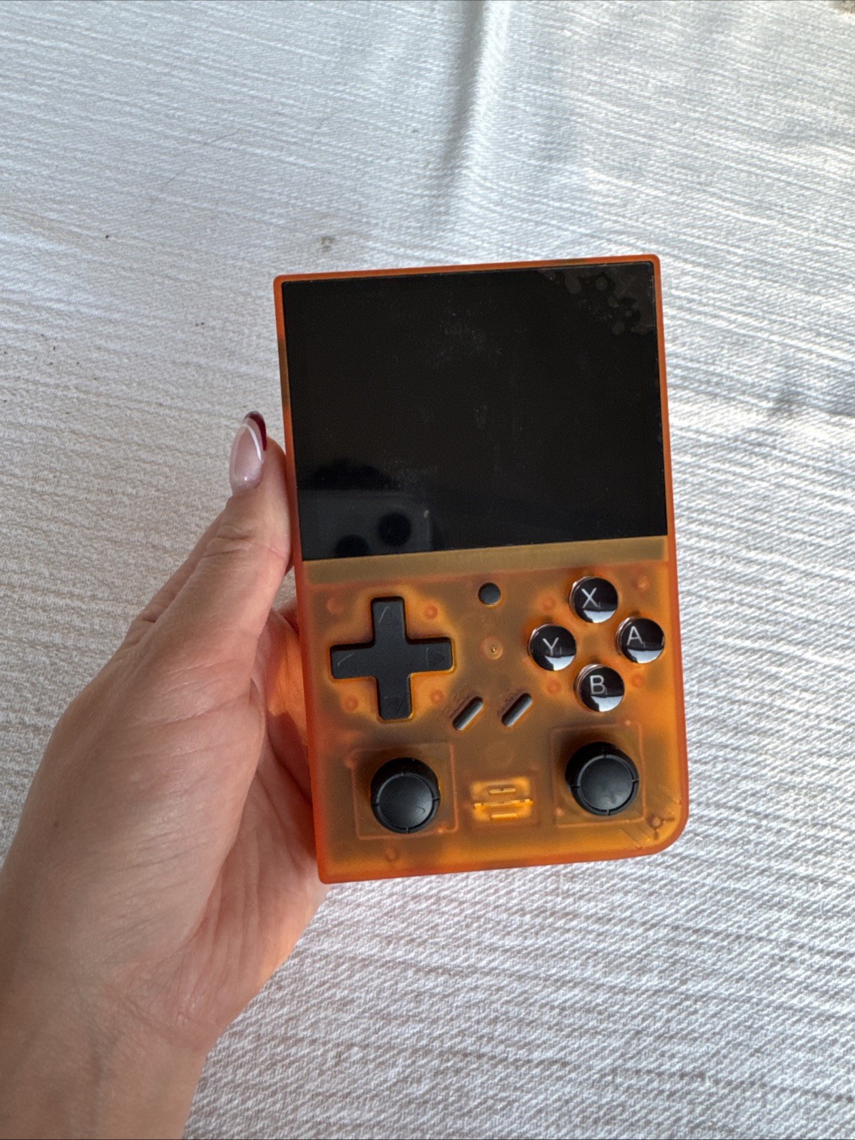 Retro Handheld Game Console D-R35 Plus – 64 Bit HD 640×480, Thousands of Games