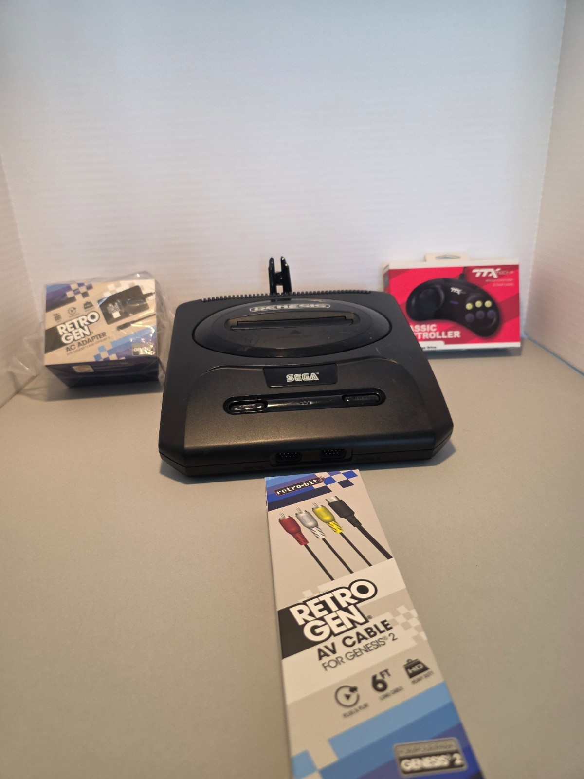 Sega MK-1631 Genesis 2 Console System with Power, A/V, controller Tested-Working