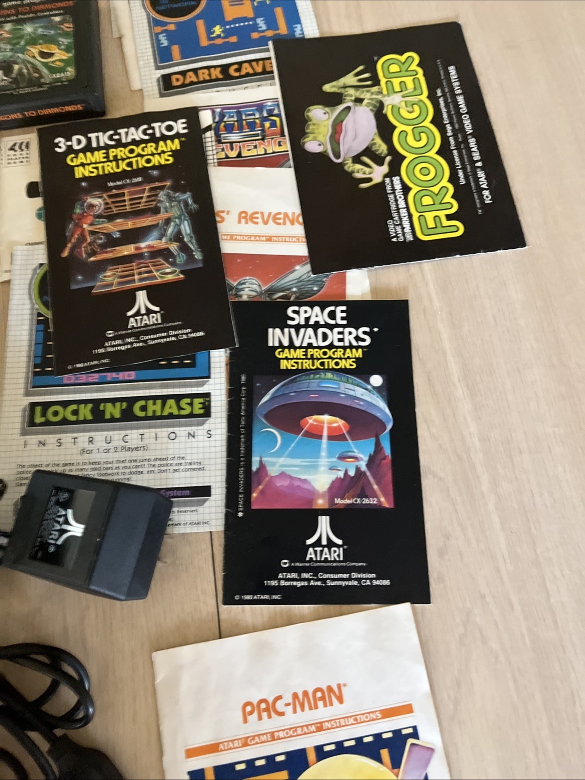 Atari 2600 Bundle – 12 Games (All with Manuals) And Controllers + Paddles Q33