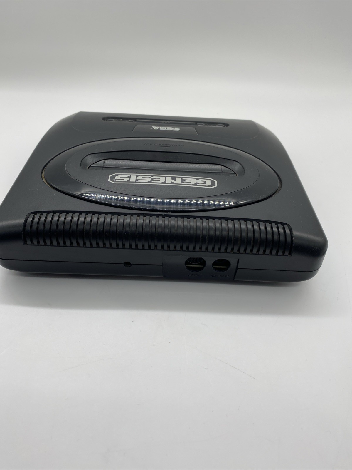 Sega Genesis Model 2 – MK-1631 Original OEM – Tested/Works W/Cords & Controller