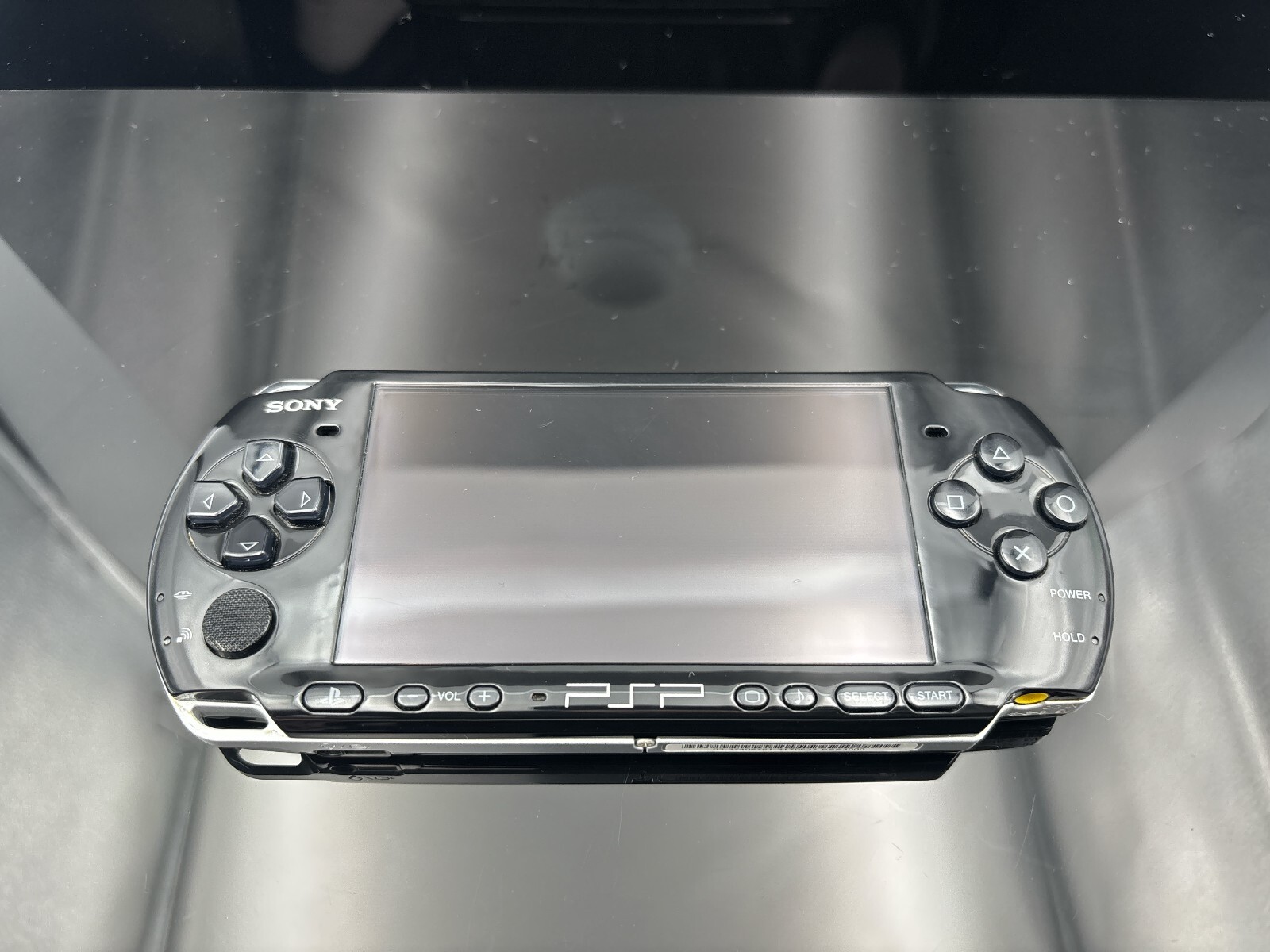 Sony PSP-3000 Select Color Rank A/B w/new battery + random 3 games/Charger/4G