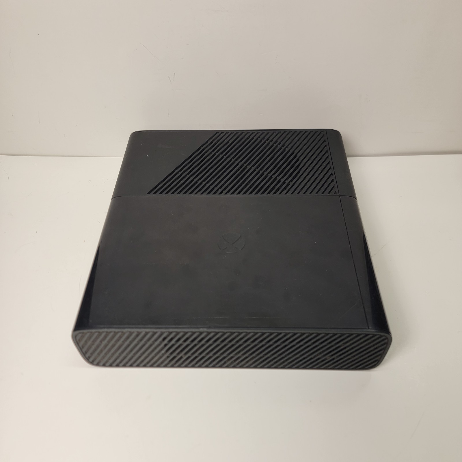 Microsoft Xbox 360 E 250GB Game Console System Black Tested and Working Halo 3