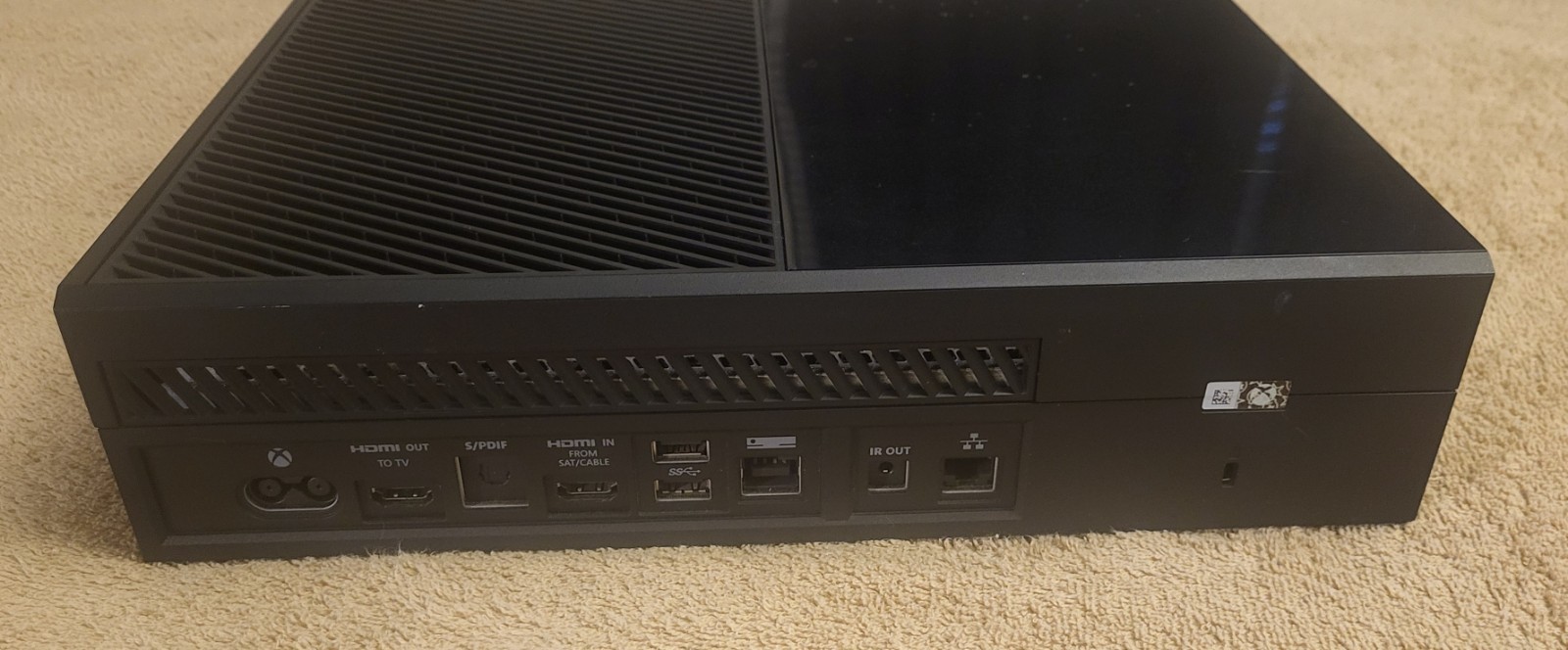 Microsoft Xbox One 500GB Console Model 1540 W/ Controller & Power Supply