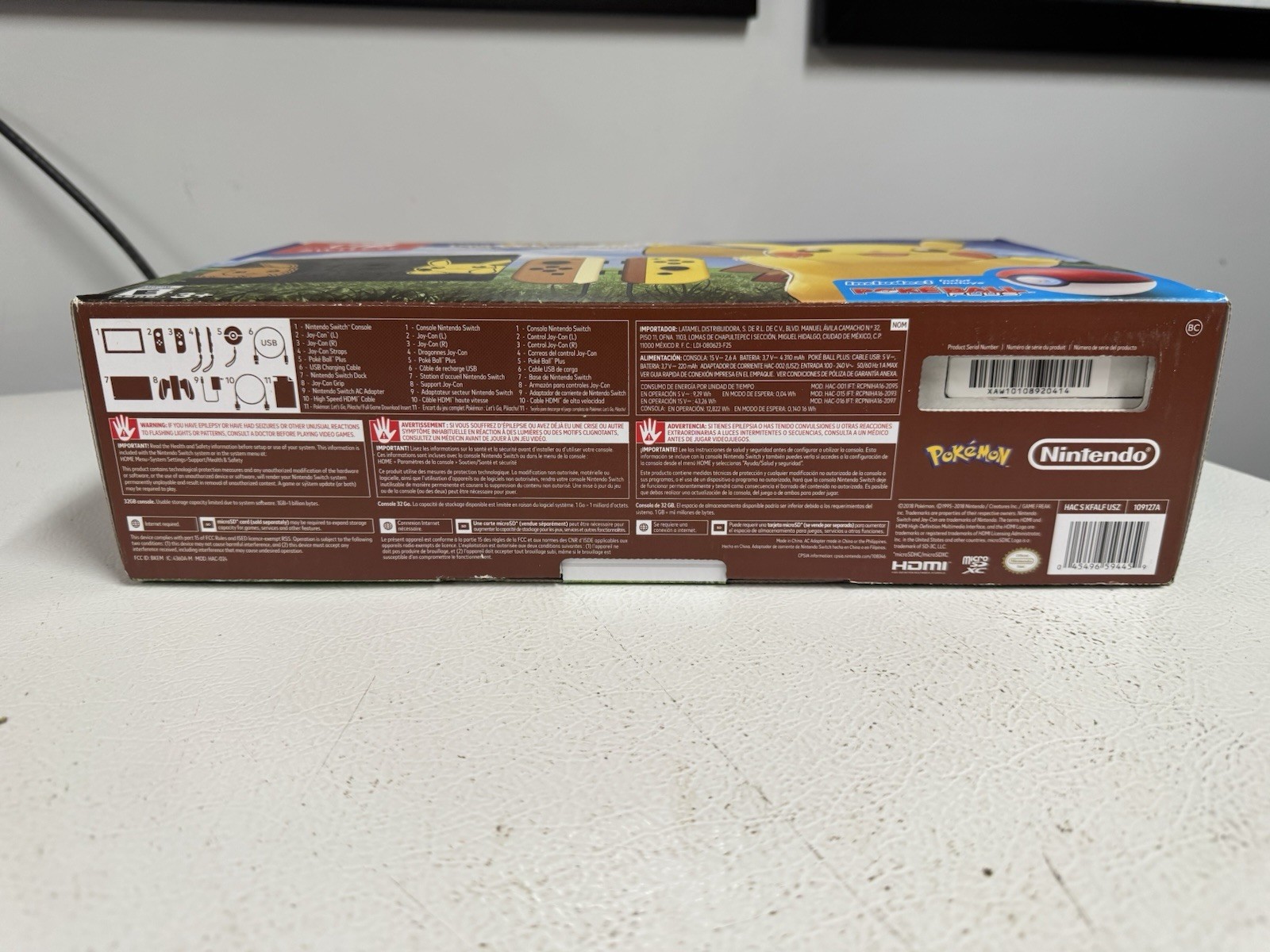 Nintendo Switch Pokemon: Let’s Go Pikachu Edition Console CIB + Box