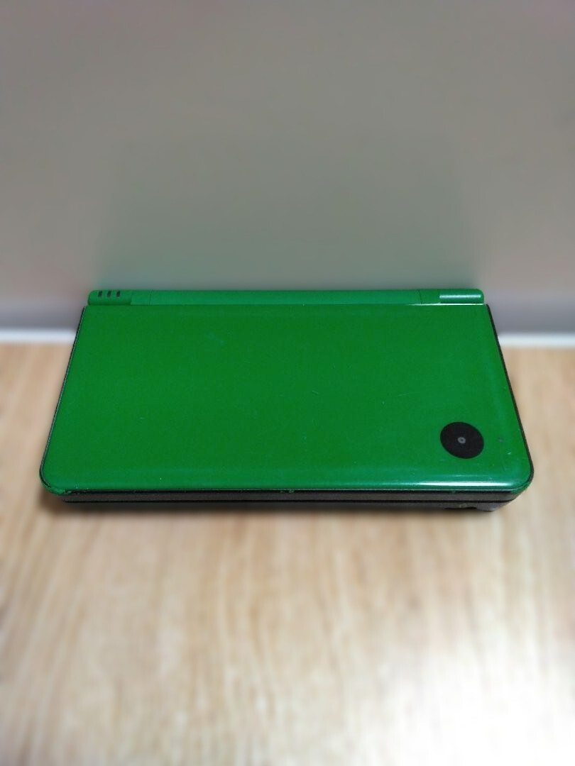 Nintendo DSi LL XL Green Console Japan Ver NTSC-J Tested w/Charger Stylus