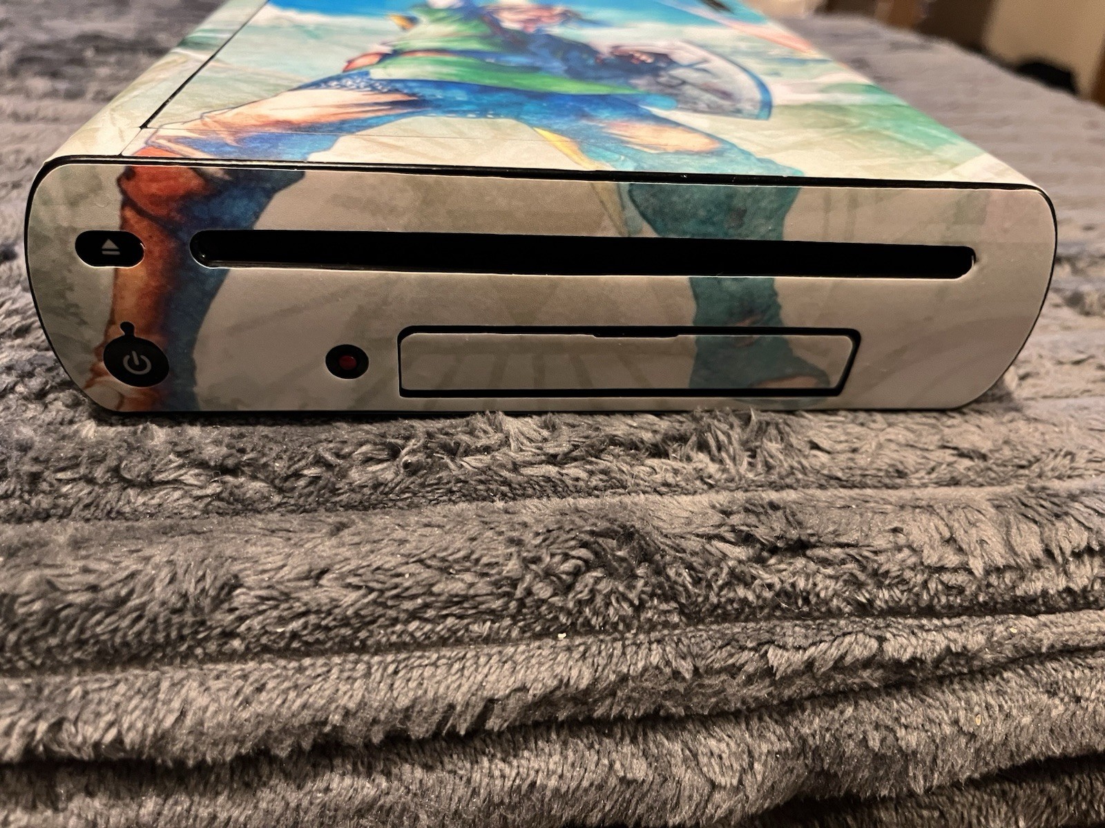 Beautiful Zelda themed Wii U bundle