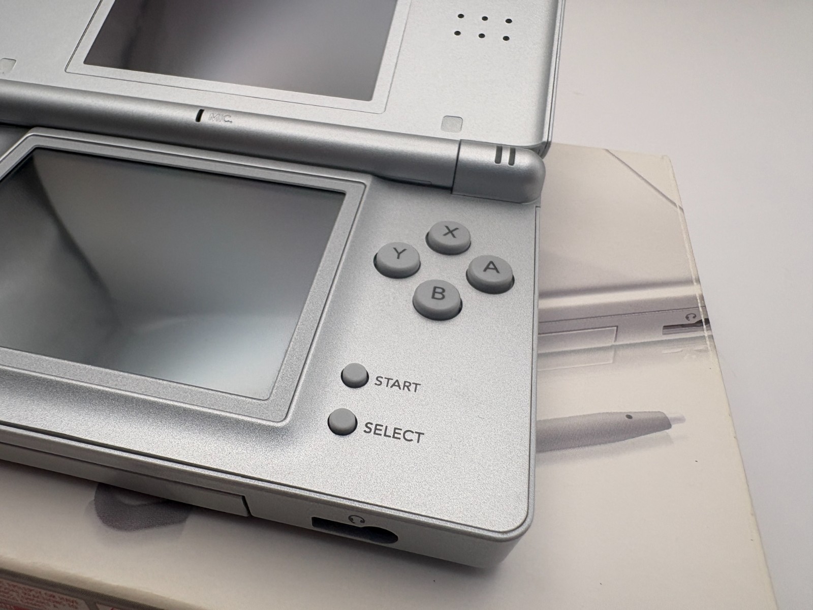 Nintendo DS Lite Silver Handheld System Open Box Console – Great Condition