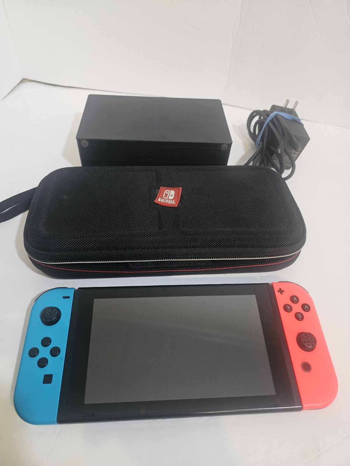 Nintendo Switch – HAC-001 -32GB With Original Dock And Joycons – Excellent Cond.