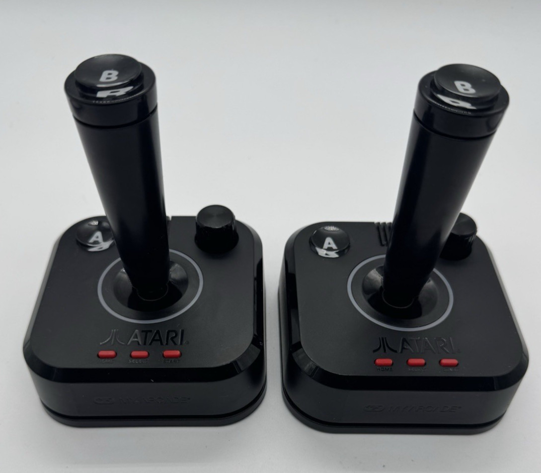 My Arcade Atari GameStation Pro HDMI Console Games 7000 – 2 Wireless Controllers
