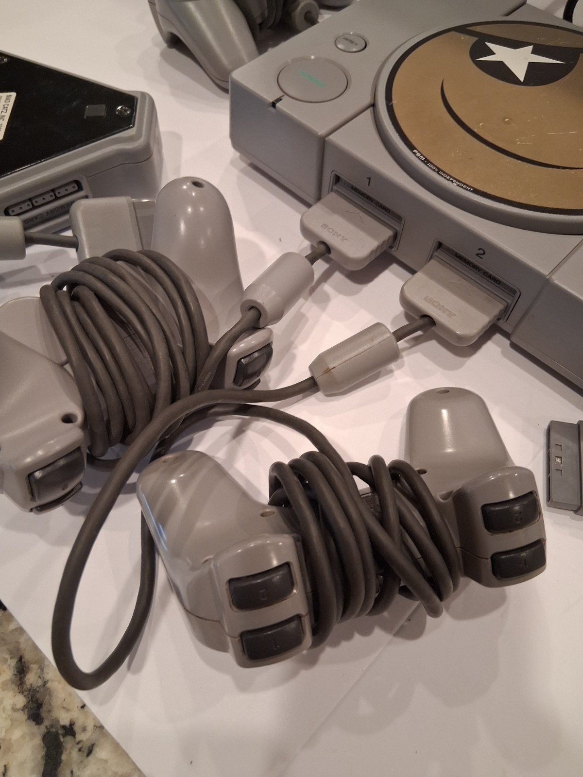 Sony PlayStation 1 PS1 Console+4 Controllers #R1