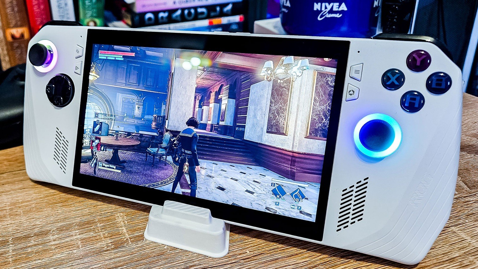 ROG Ally 7″ 120Hz FHD 1080p Gaming Handheld – AMD Ryzen Z1 Extreme Processor.