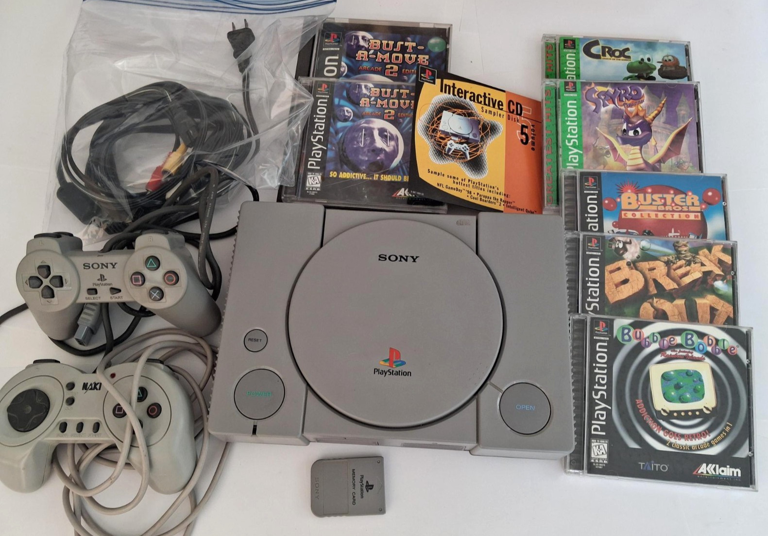 Sony PlayStation 1 (SCPH-5501) PS1 Console + Games, Memory Card, 2 Controllers