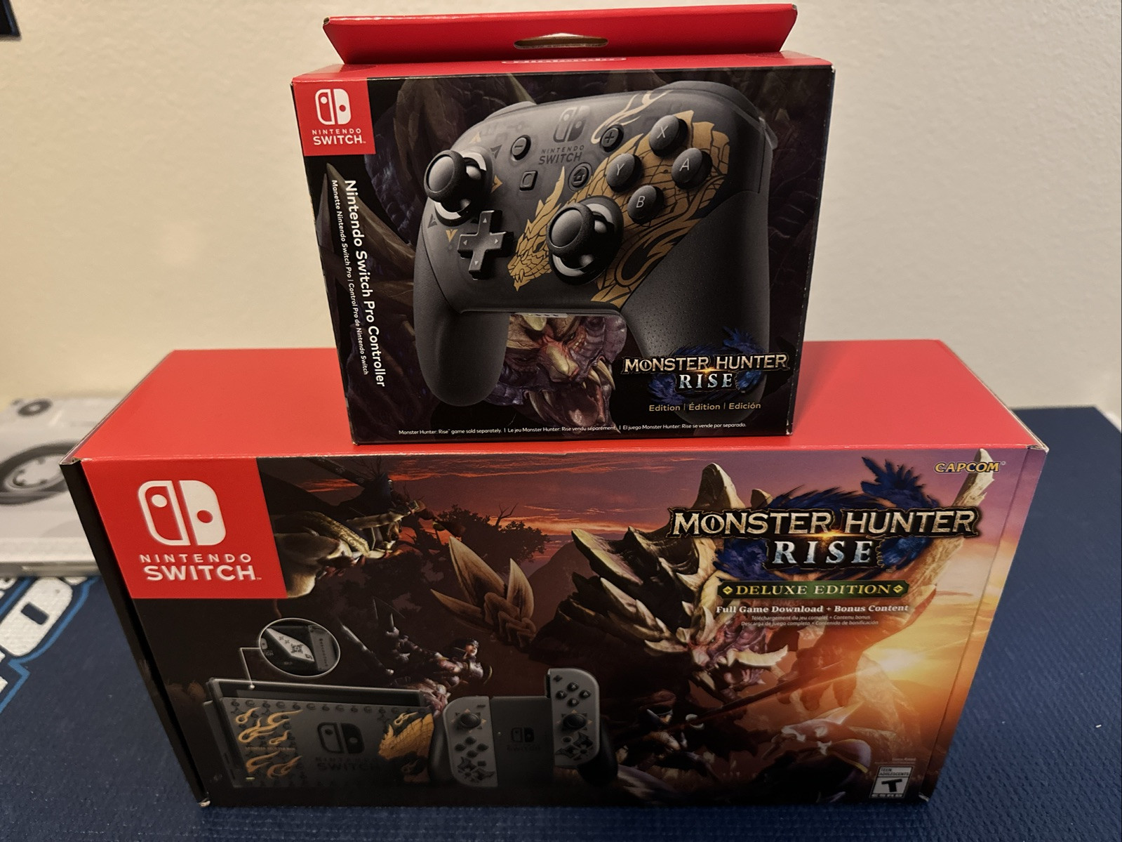 Nintendo Switch Monster Hunter Rise Deluxe Edition Console With Pro Controller!!