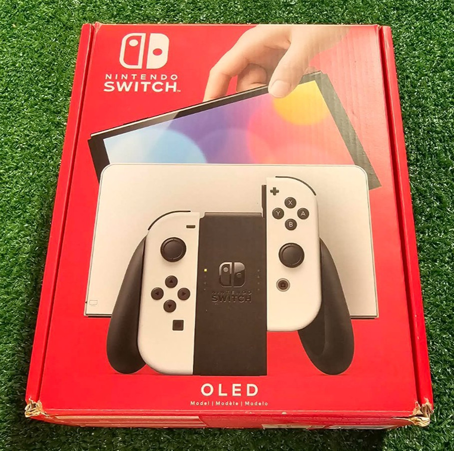 Nintendo Switch OLED HEG-001 Console Complete Bundle MINT with Pokémon Diamond