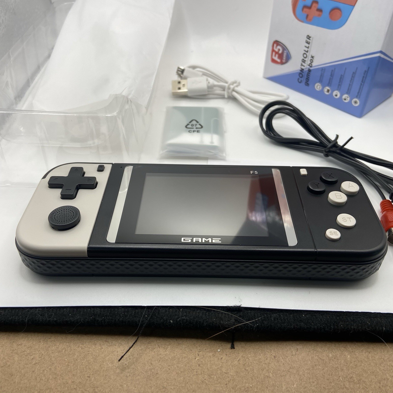 F5 Games Controller Game Box Game Console 620 Games With Rechargeable Batteries