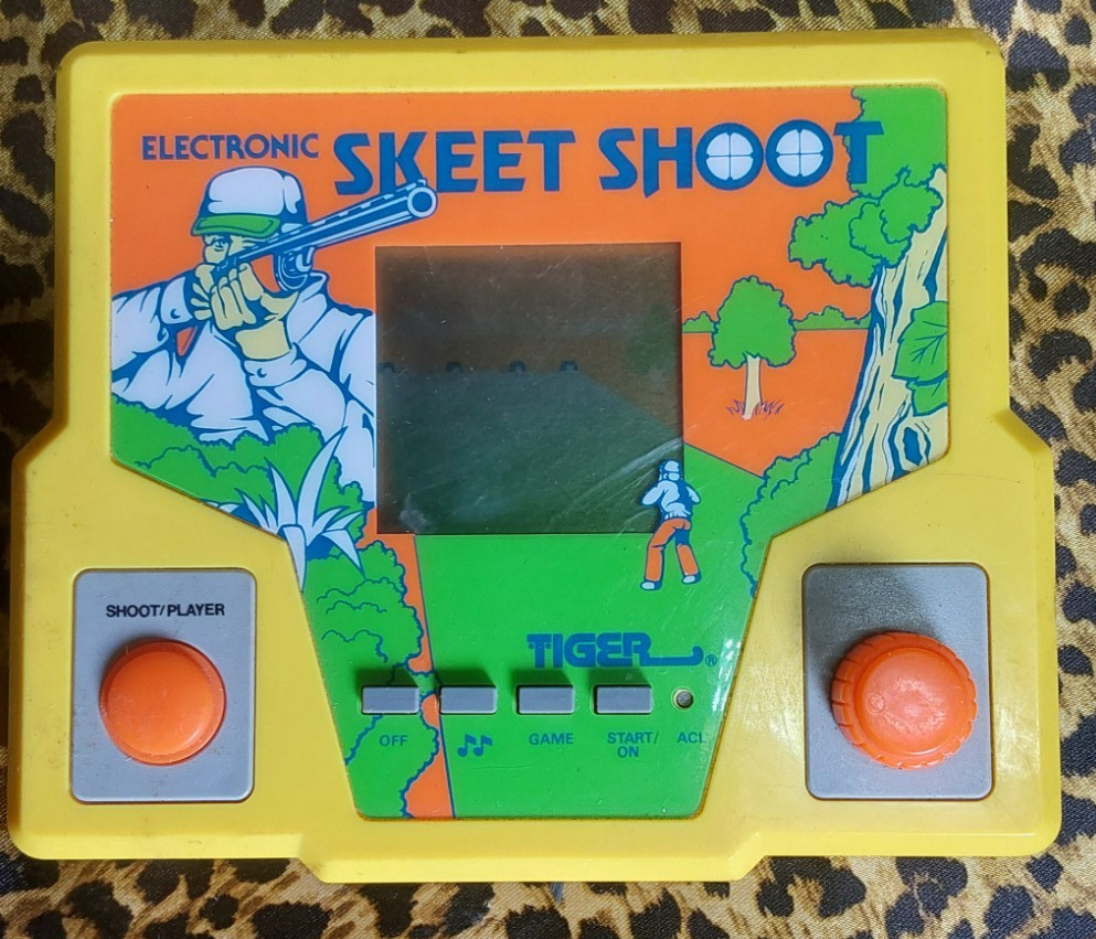 Vintage 1987 Tiger Electronic Handheld Game Skeet Shoot -NOT TESTED