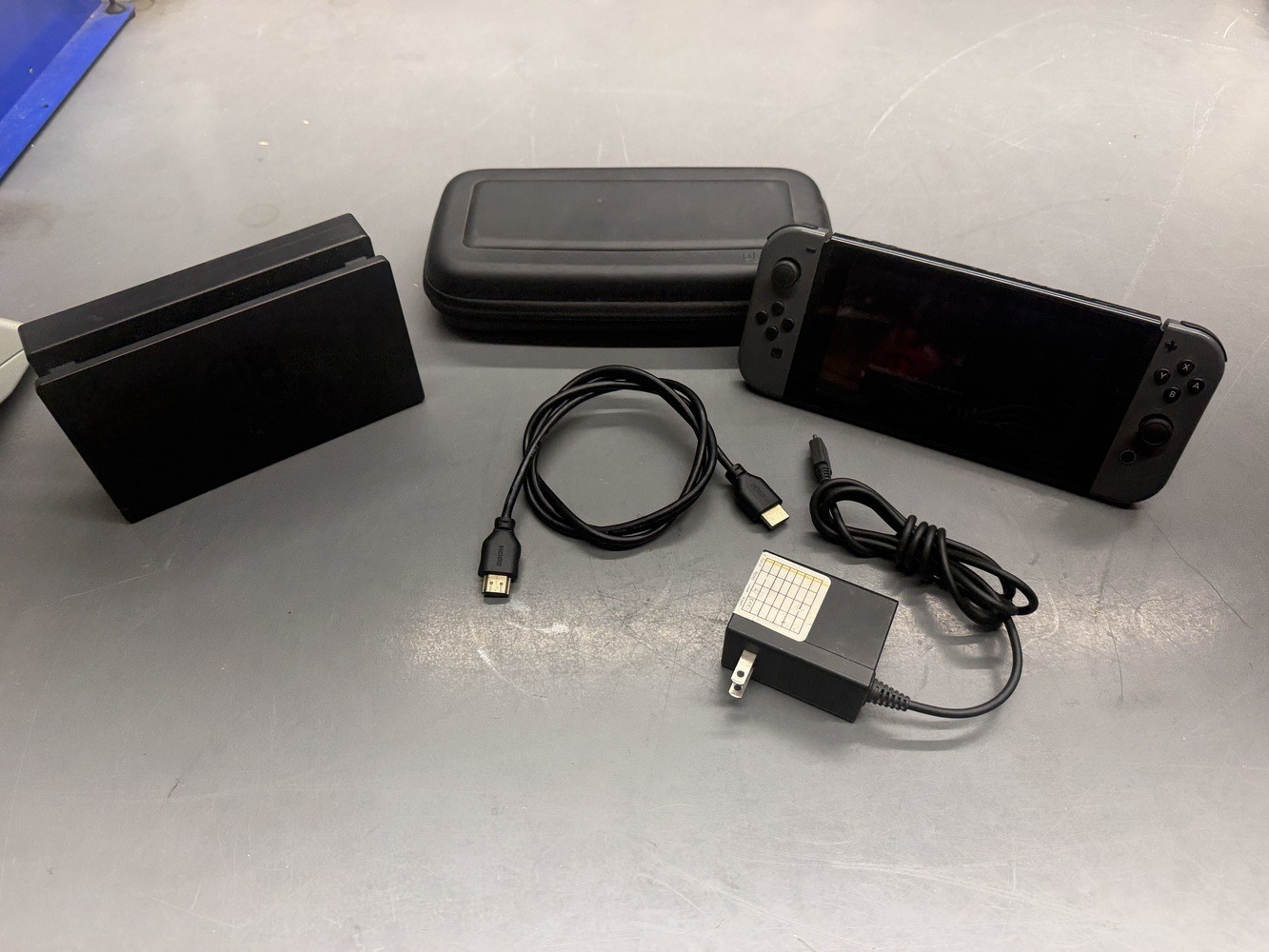 Nintendo 32GB Handheld Console with Gray Joy-Cons – HAC-001