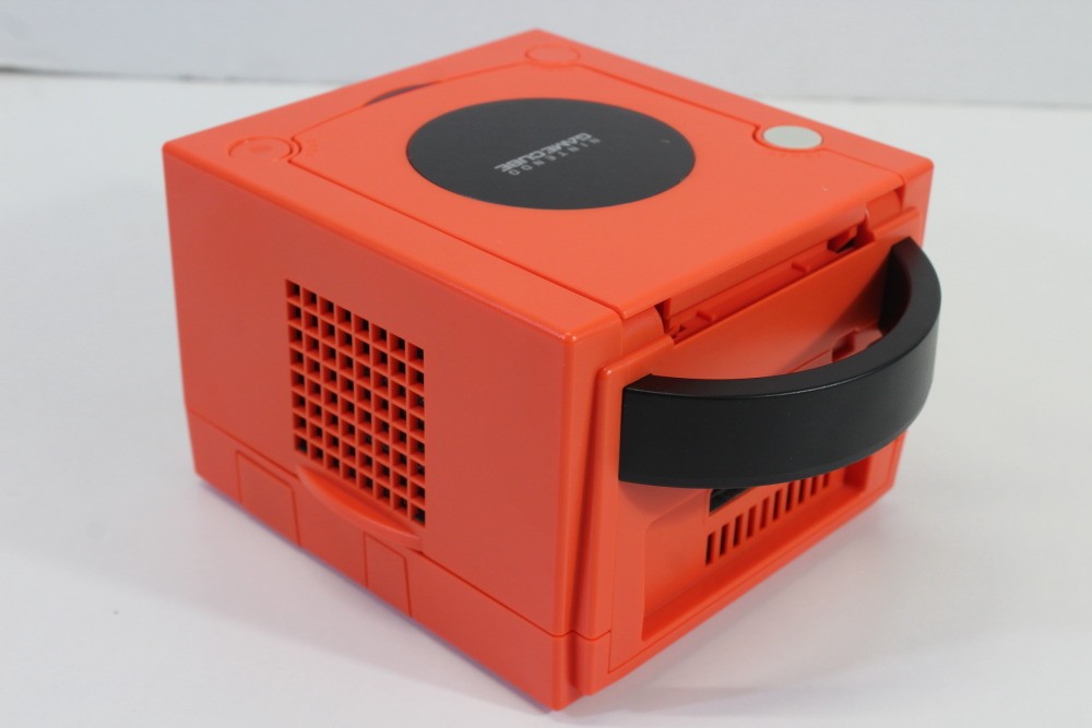 Nintendo Gamecube Console Warm Red x Black AC S-Video to HDMI NTSC-U/C White LED