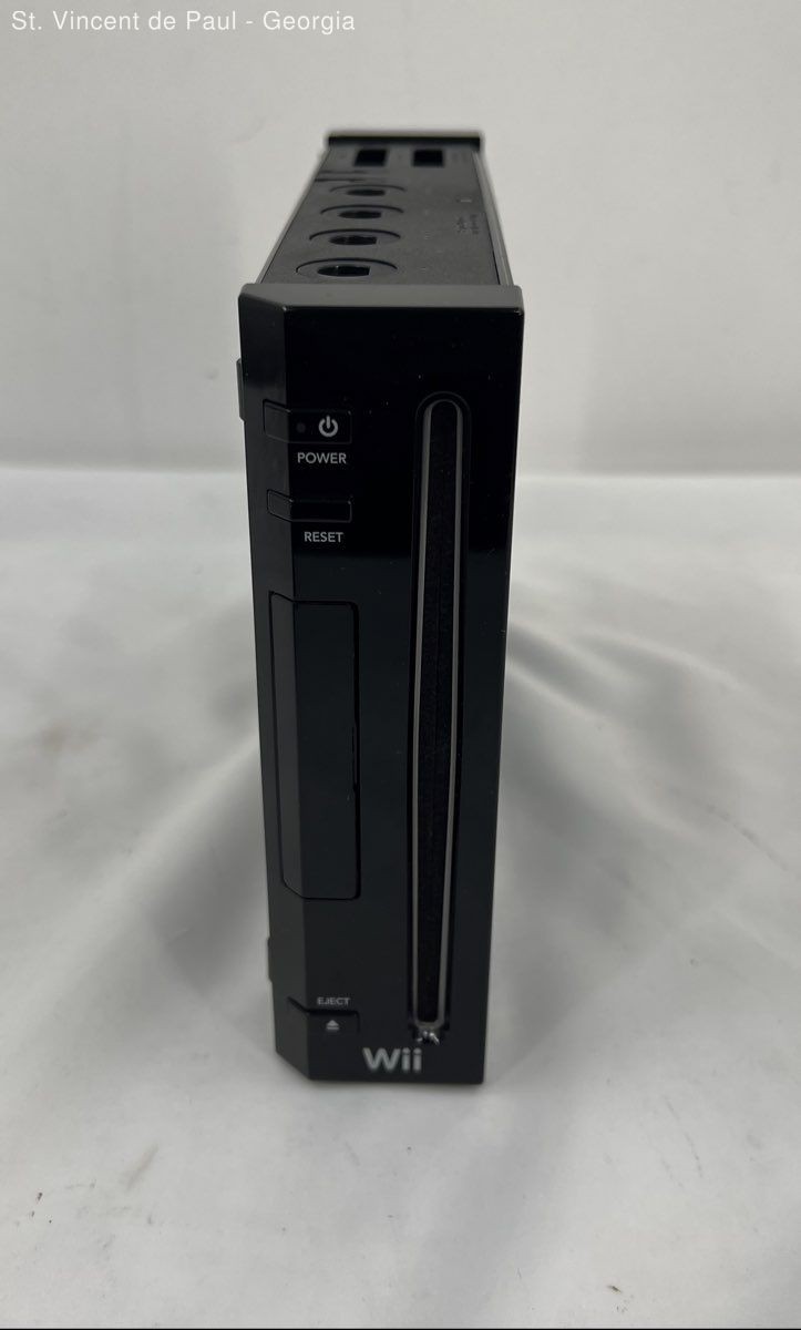 Nintendo Wii RVL-001 USA AS-IS For Parts Powers On No Visual Black Console Only