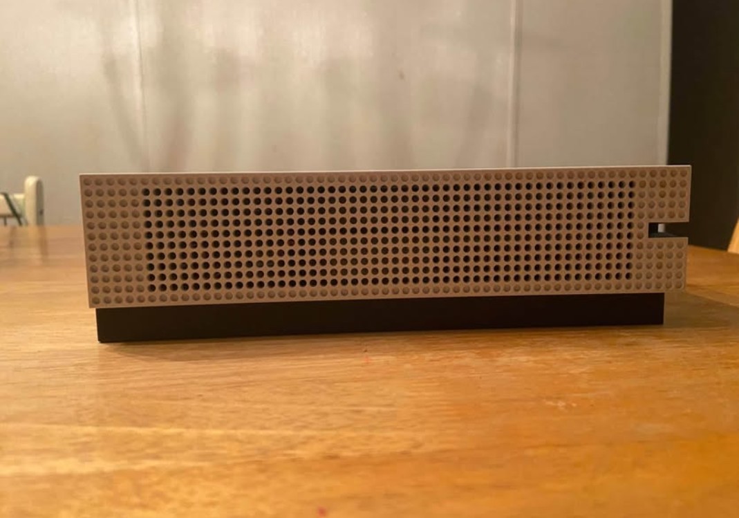 Microsoft Xbox One S White Console, Wi-Fi, HDMI, USB-A, IR Out, Ethernet