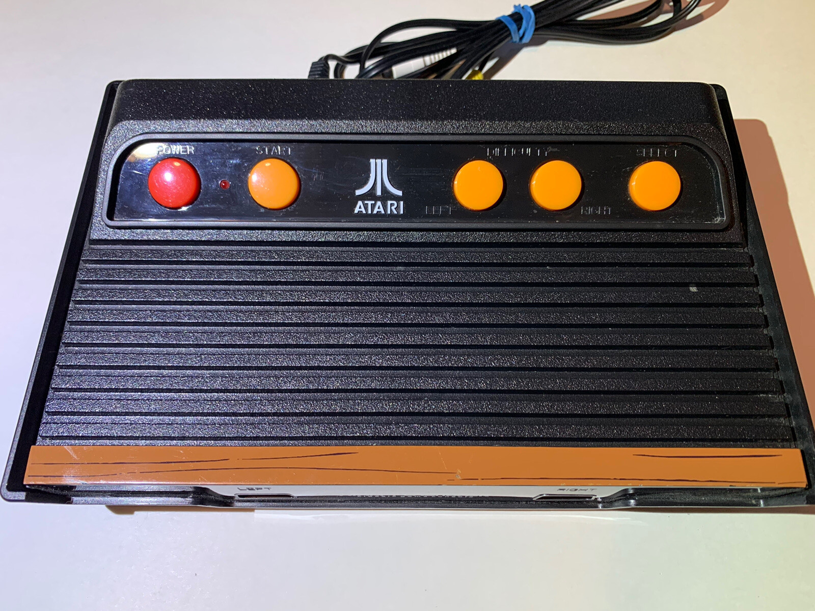 Atari Flashback 6 Classic Console w 100 Games + 1 Wired Controller
