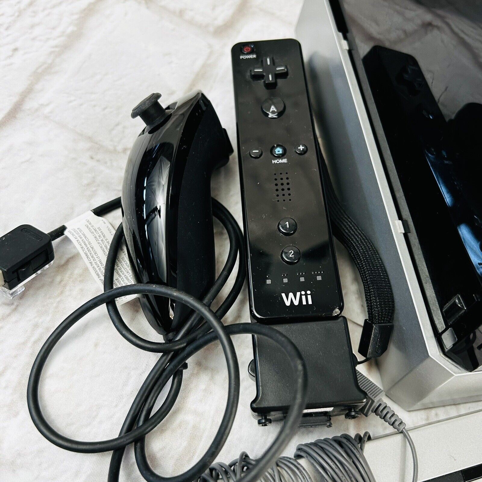 Nintendo Wii RVL-001 USA Black Console Bundle GameCube Compatible w Games VG