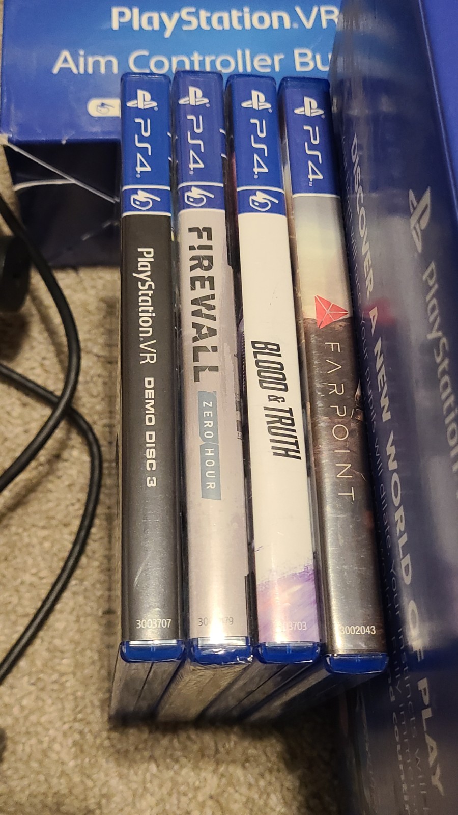 PSVR 1 Bundle With Games, Aim Gun, Headset, Base, Move Controllers, + All Boxes