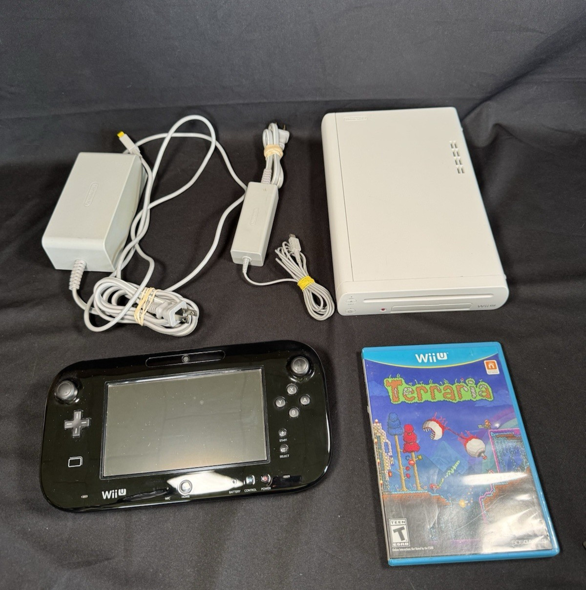USA Nintendo Wii U 8GB Console And Pad Set System WHITE WUP-001 02 Used Working