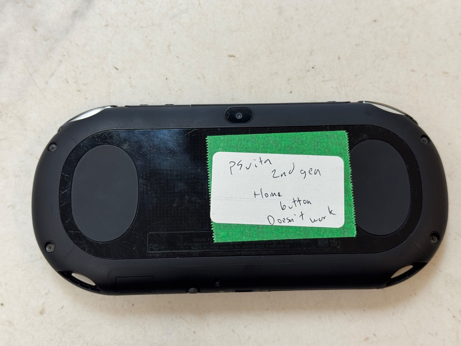 Sony PS Vita PCH-2001 8gb – **broken home button**