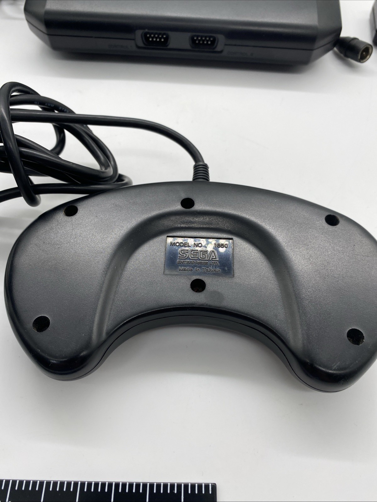Sega Genesis Model 2 – MK-1631 Original OEM – Tested/Works W/Cords & Controller