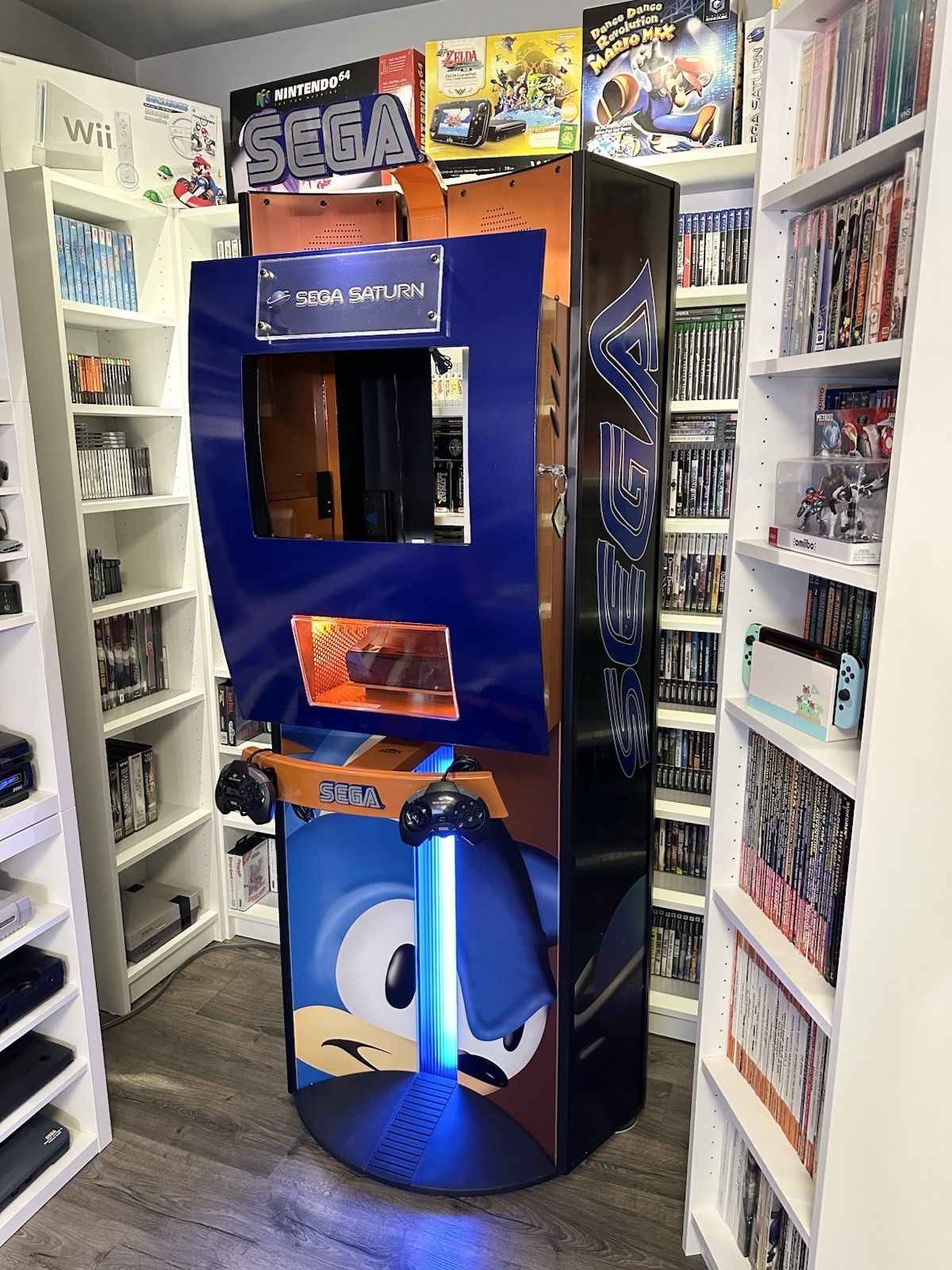 Sega Saturn Sonic The Hedgehog Kiosk Demo Unit 1994 – Super RARE, Amazing Shape!
