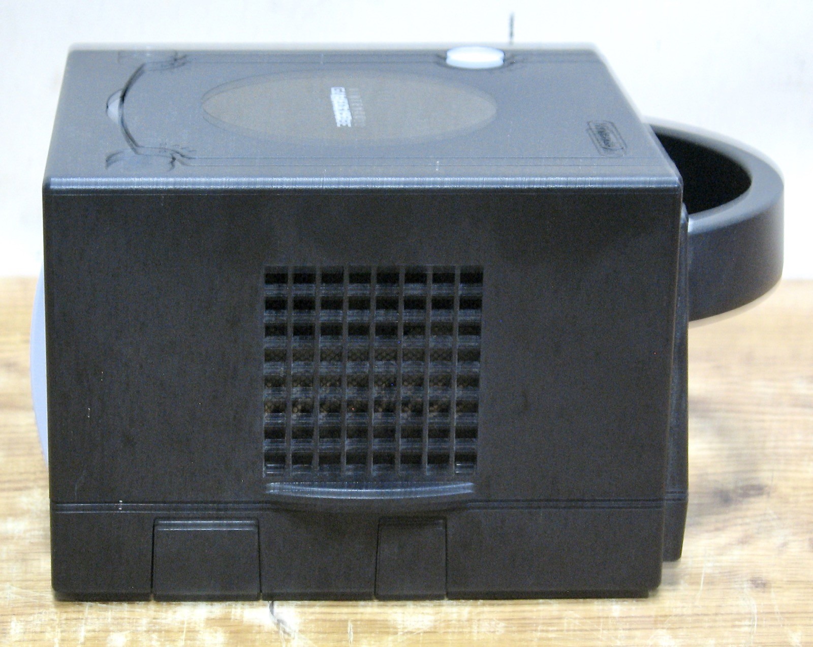 Nintendo GameCube w/Controller – Black – DOL-101 (USA)