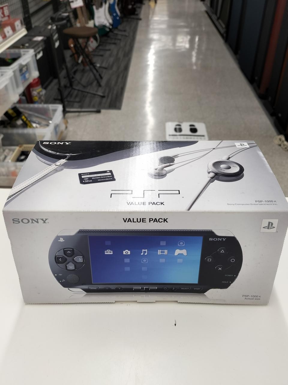 Sony PSP-1000K Portable Gaming Console with Accessories Used