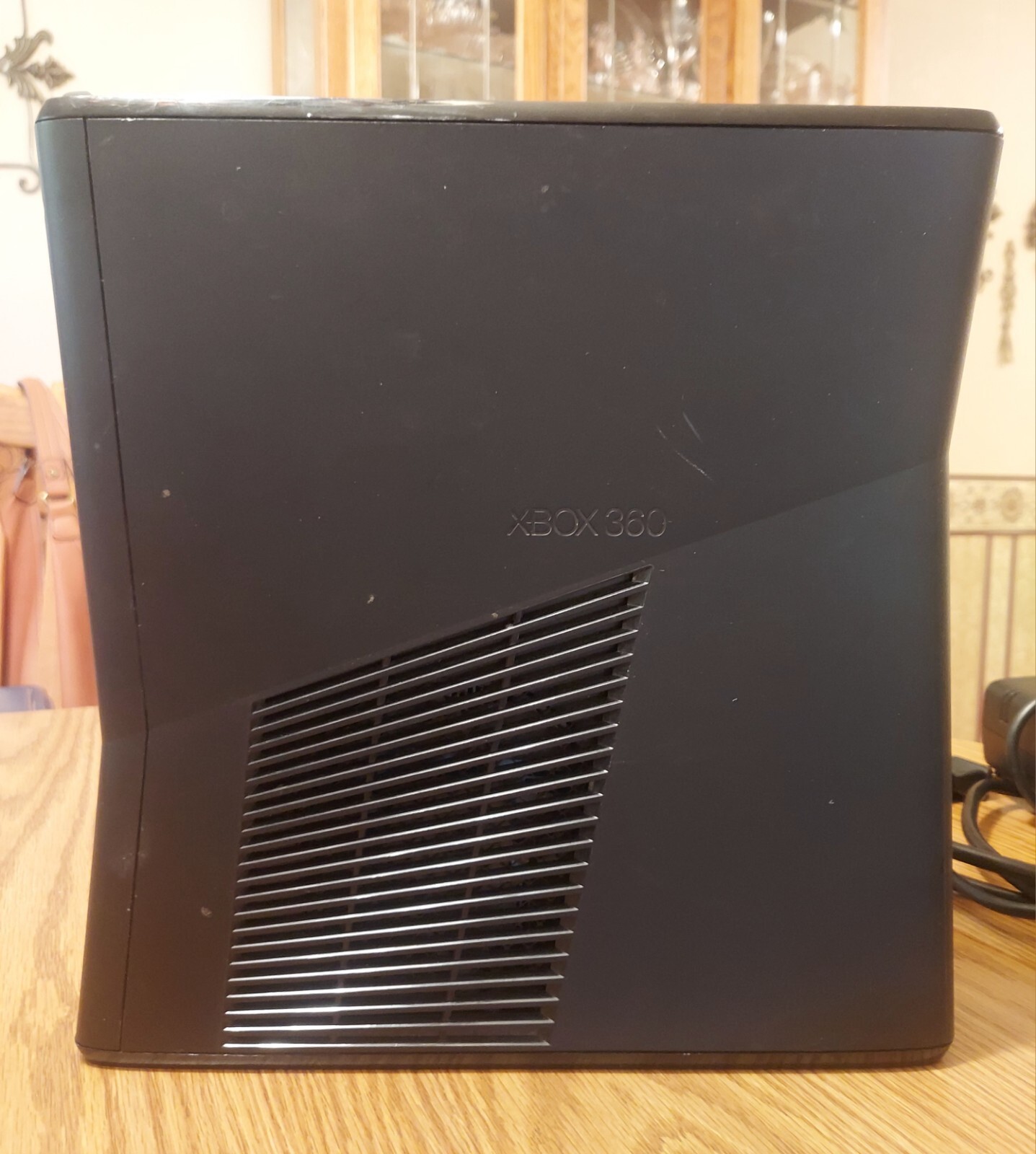 Microsoft Xbox 360 S 4GB Console Gaming System Matte Black 1439 With AC Adapter