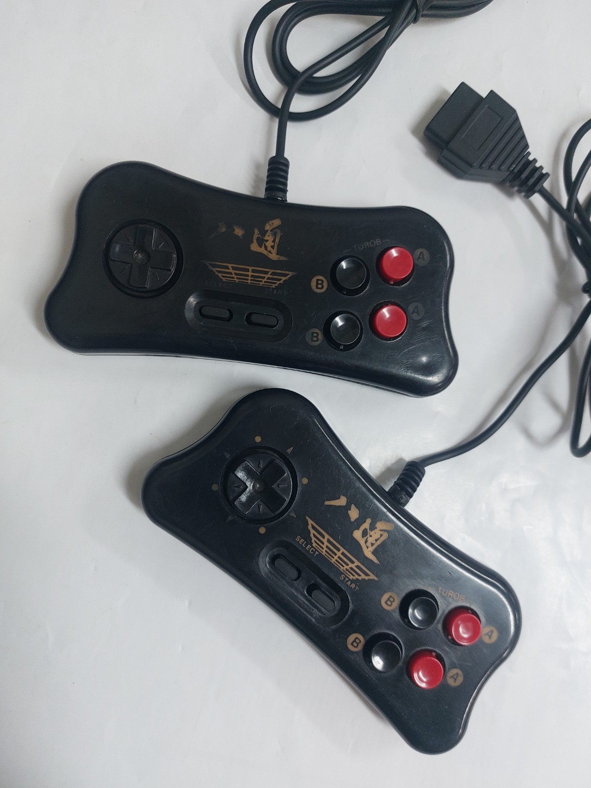 BT Saint Warrior video game console from 90’s good condition dendy famiclone nes