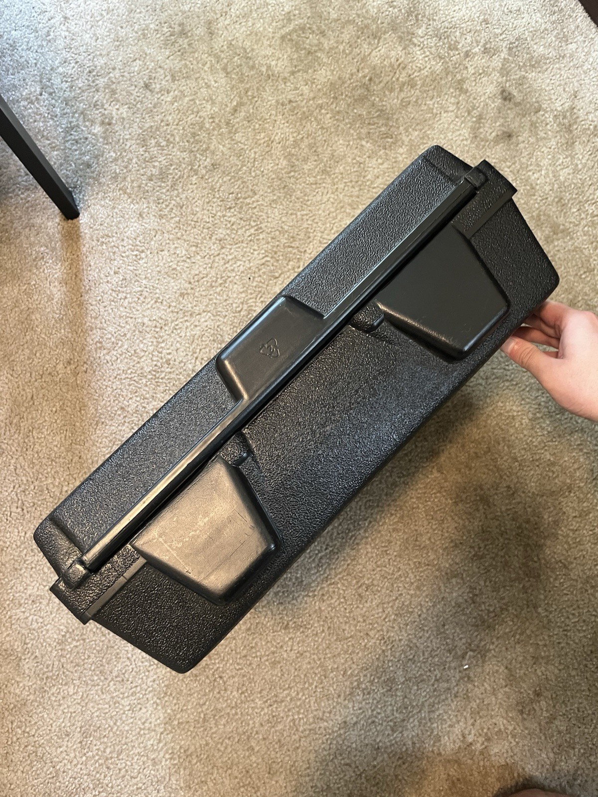Nintendo Virtual Boy Blockbuster Exclusive Rental Carry Case – RARE!