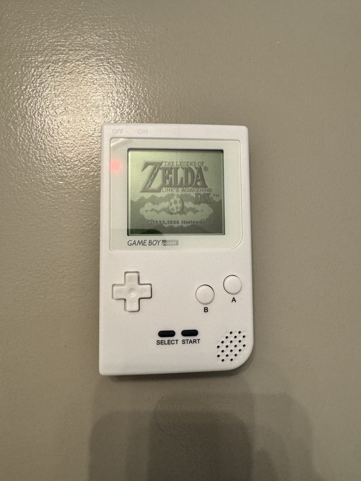 Custom Gameboy Pocket + Reproduction Copy Of Zelda Links Awakening
