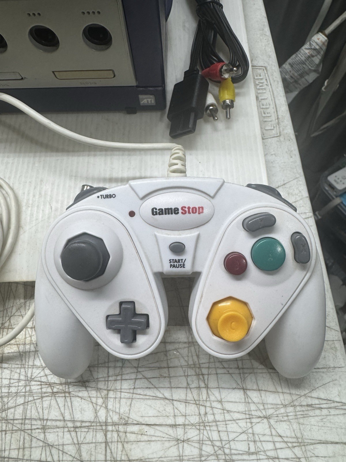 Nintendo GameCube DOL-001 Gaming System – Indigo 1 Controller
