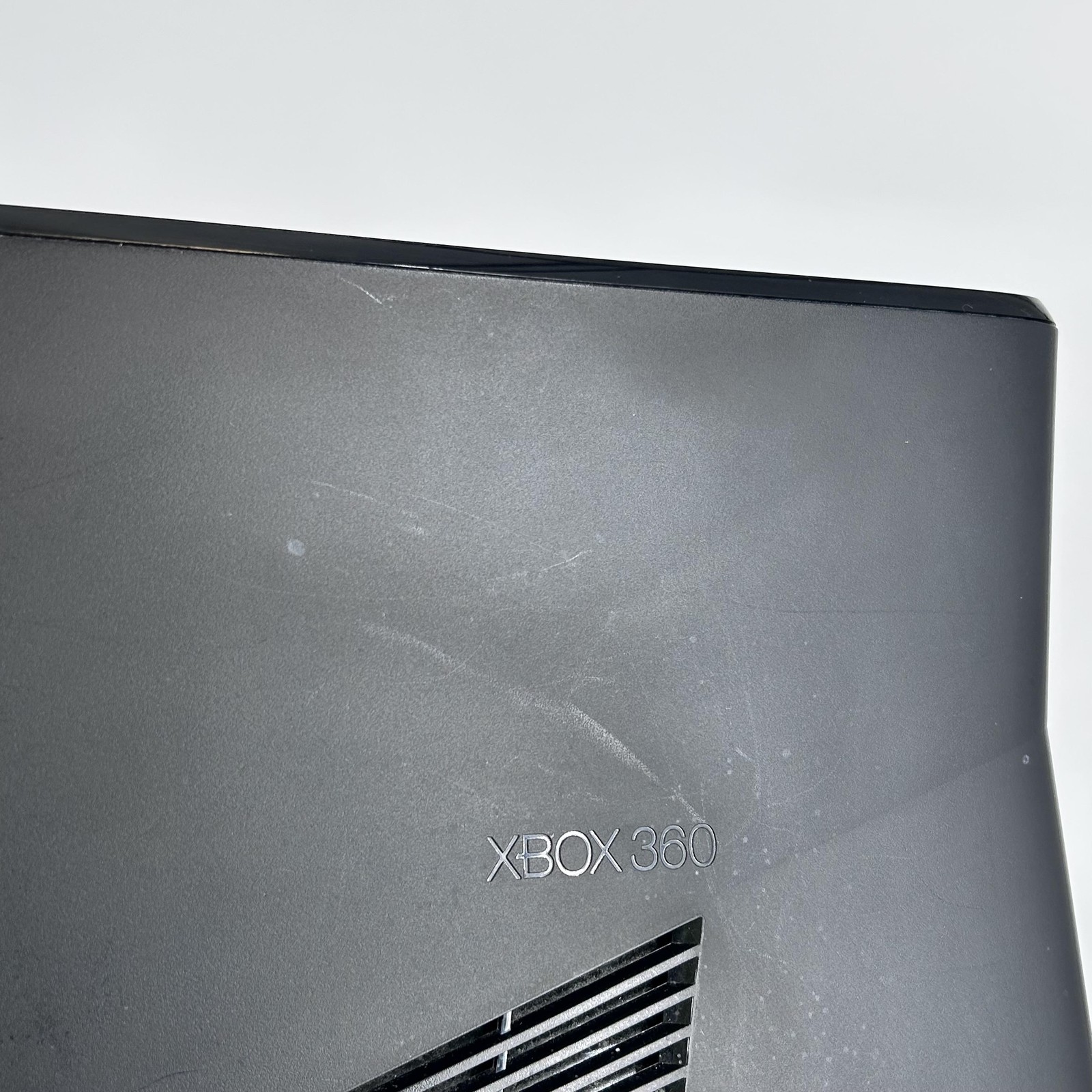 Microsoft Xbox 360 S 100GB Handheld Console Black – Internet Access Issue